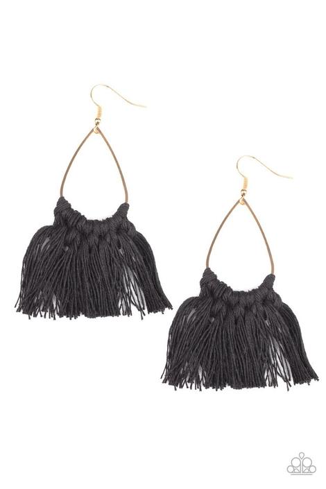 Tassel Treat- Black - Gtdazzlequeen